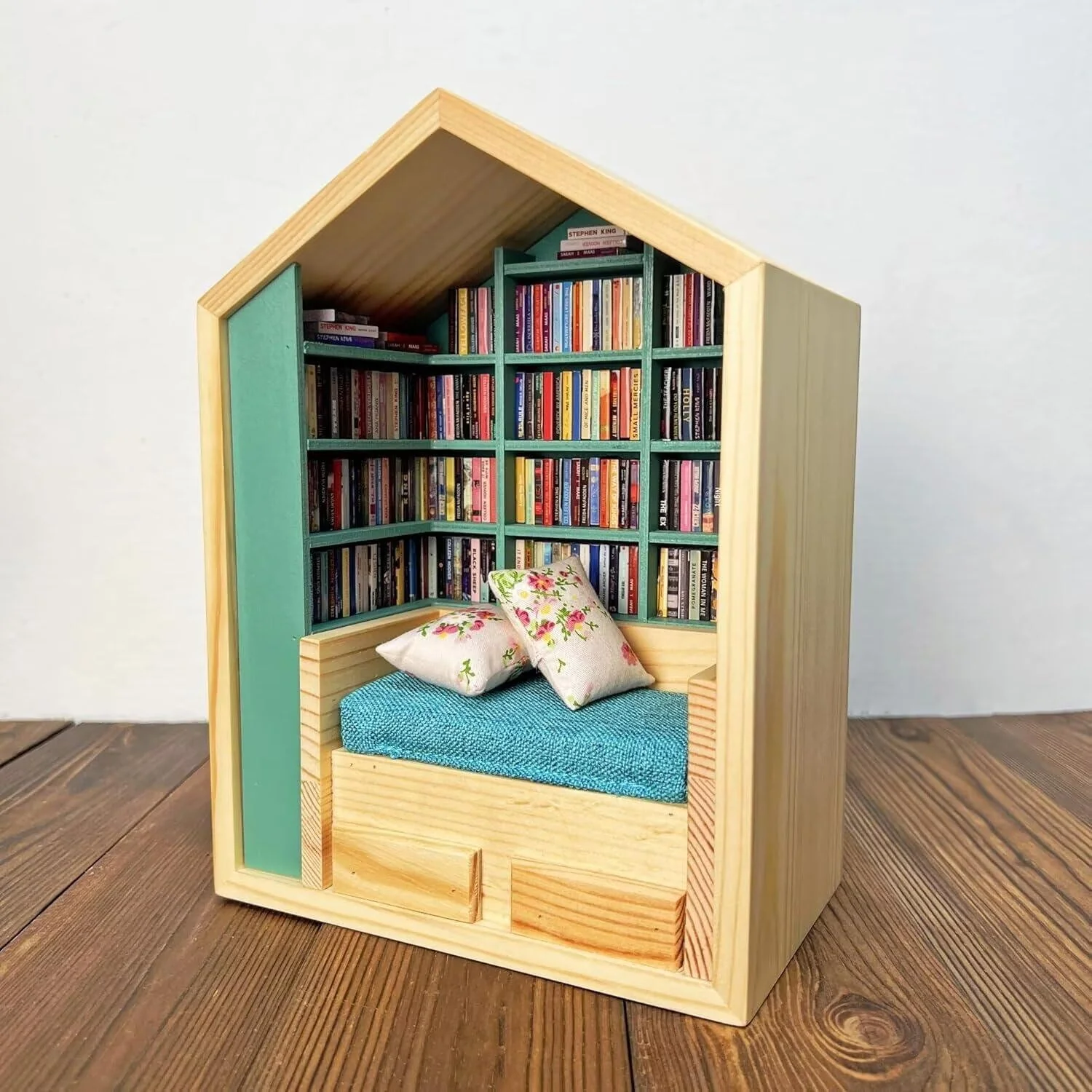Miniature Anxiety Bookcase – An antique-style bookstore with tiny books - Image 5