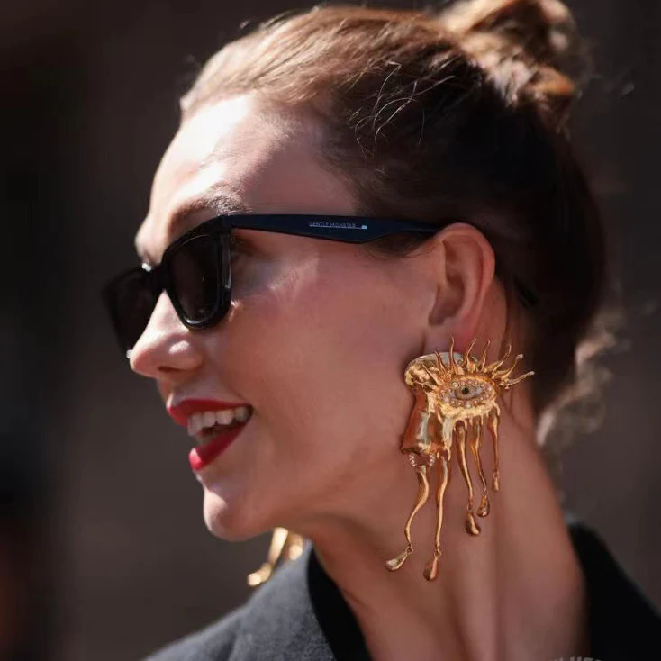 Medieval jewelry vintage tassel eyes nose glass devil's eye light luxury high-level miscellaneous chi earrings - Image 3