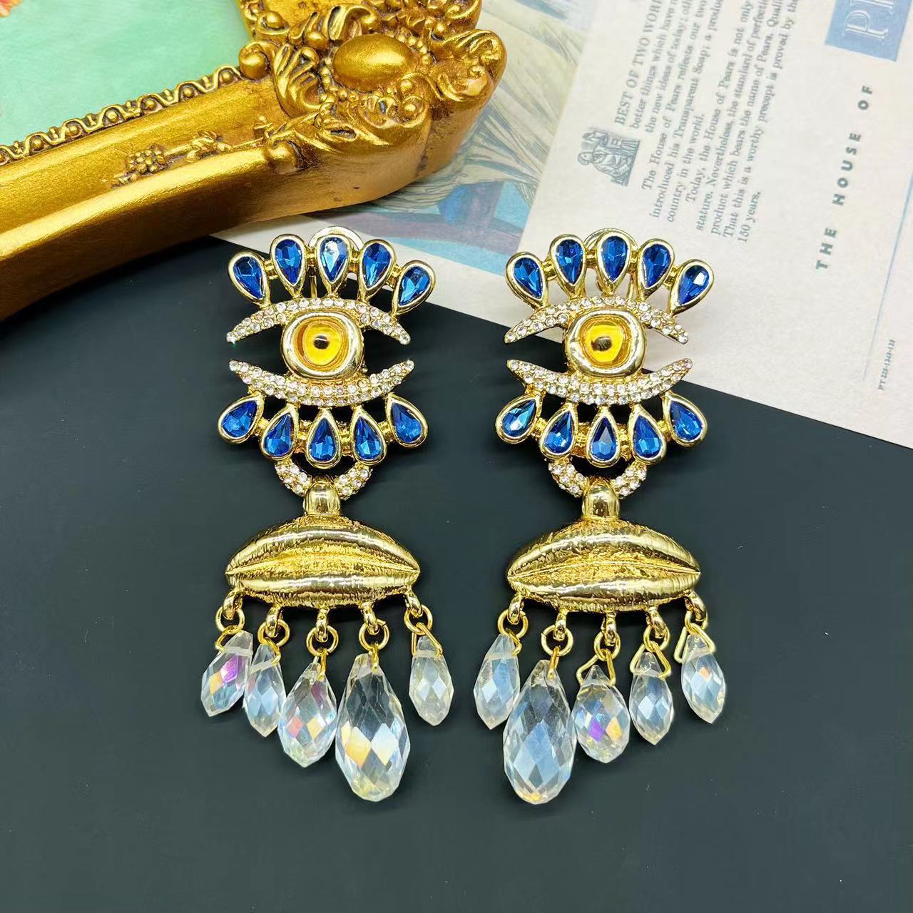 Medieval jewelry vintage tassel eyes nose glass devil's eye light luxury high-level miscellaneous chi earrings - Image 5
