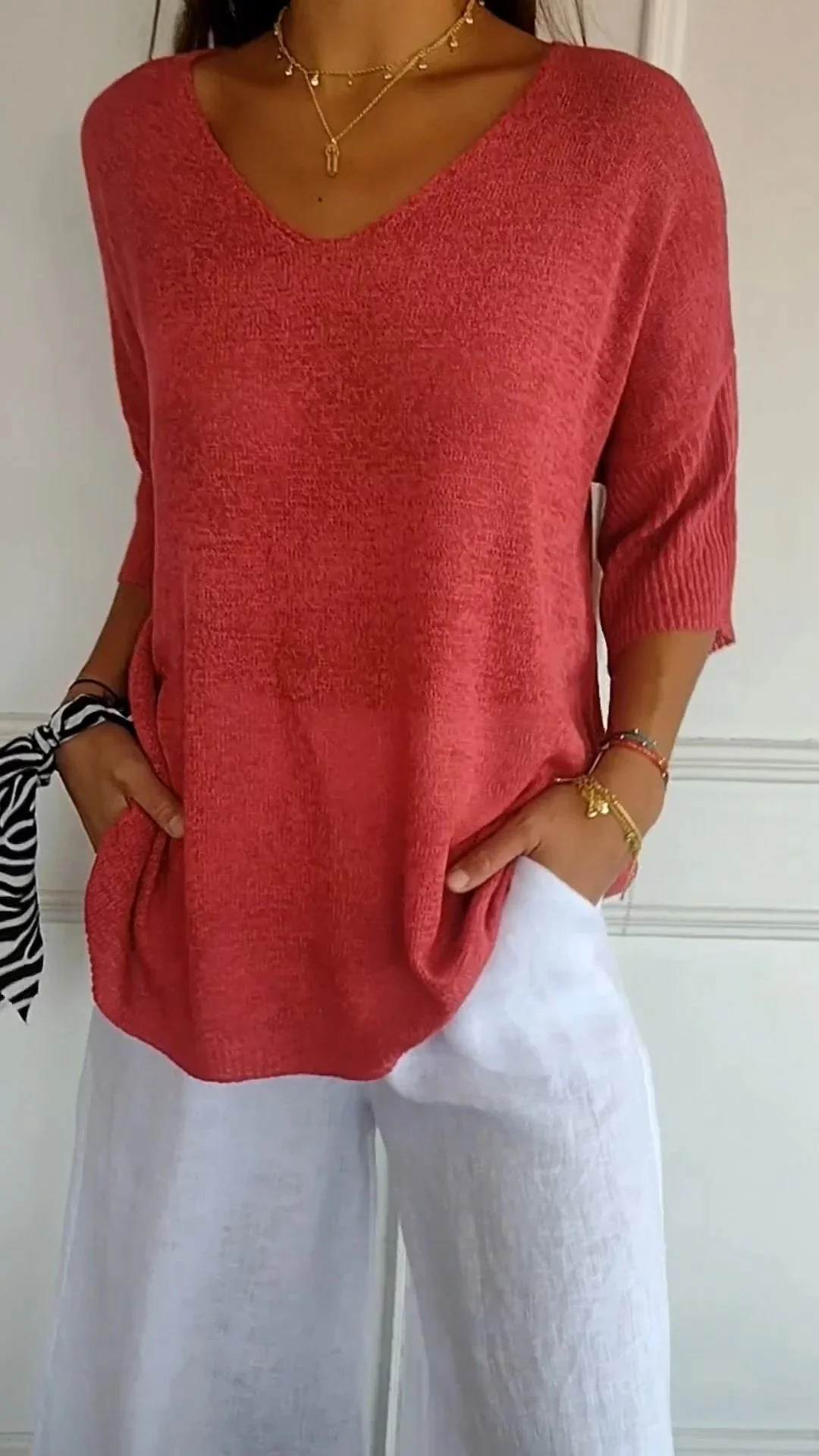 Solid Color Knitted V-neck Top - Image 7