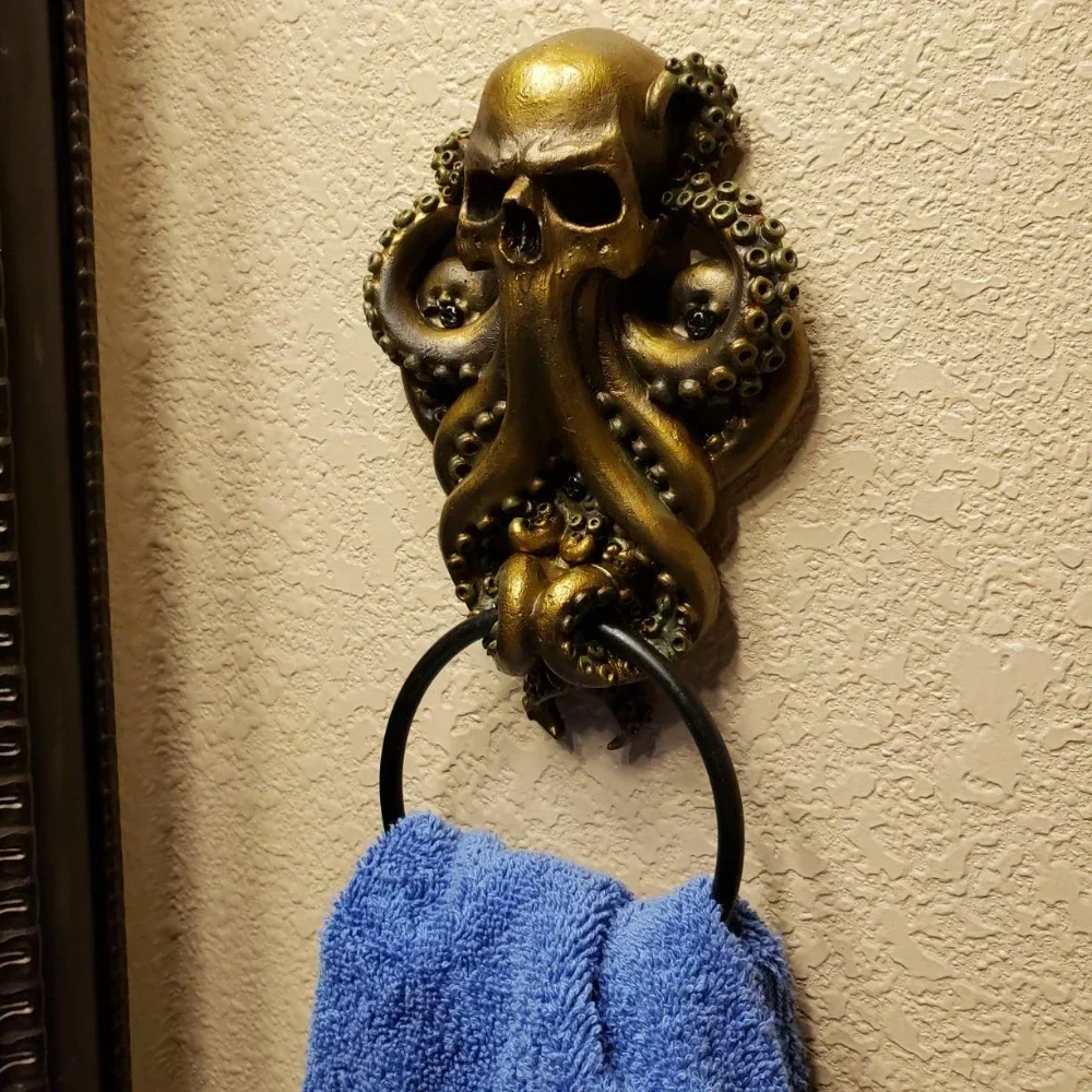 New Halloween Gift Decoration Cthulhu Octopus Skull Door Knocker - The Perfect Blend of Horror and Art - Image 4