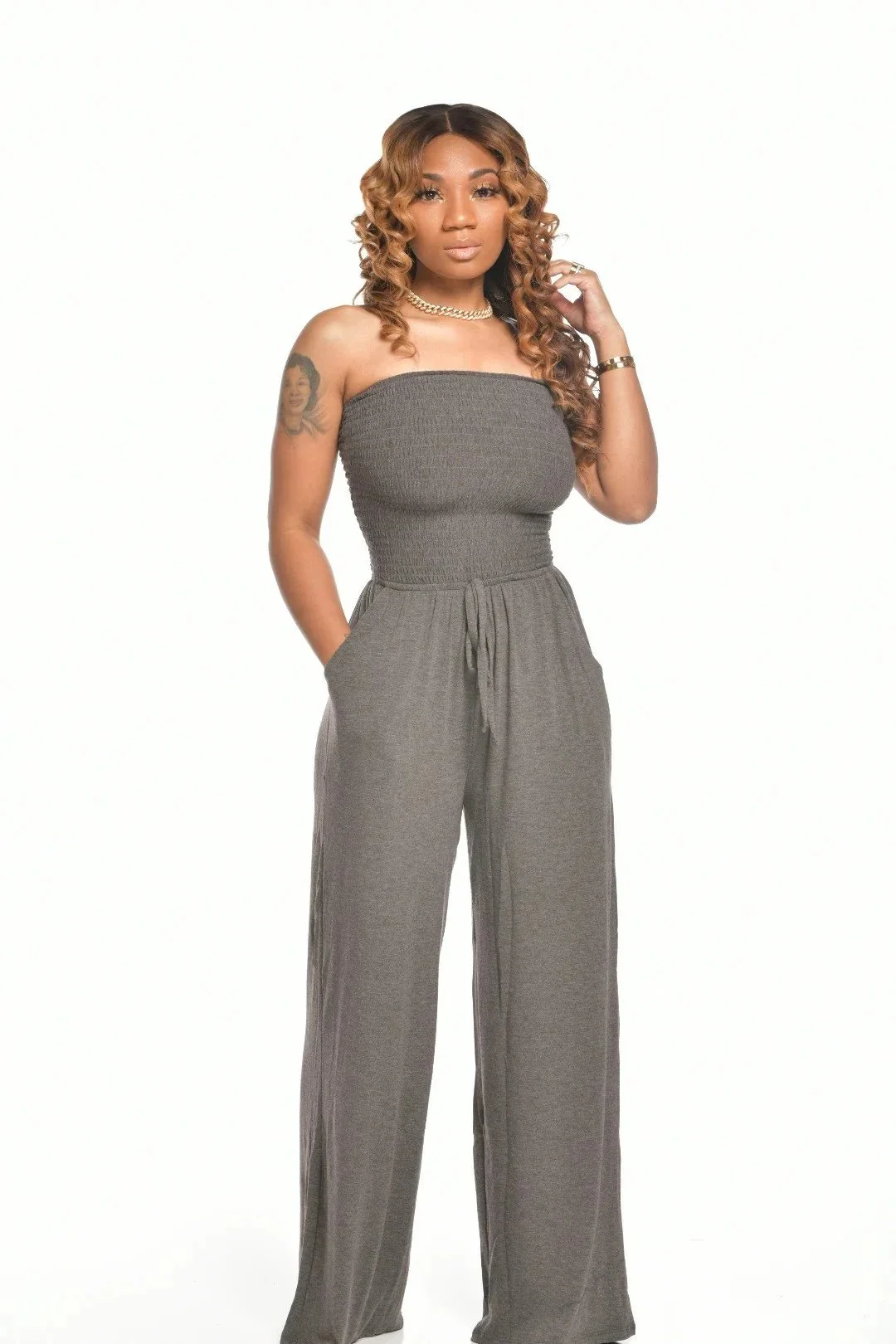 🔥2023 Hot Sale 🔥Off Shoulder Solid Color Smocked Jumpsuit - Image 10