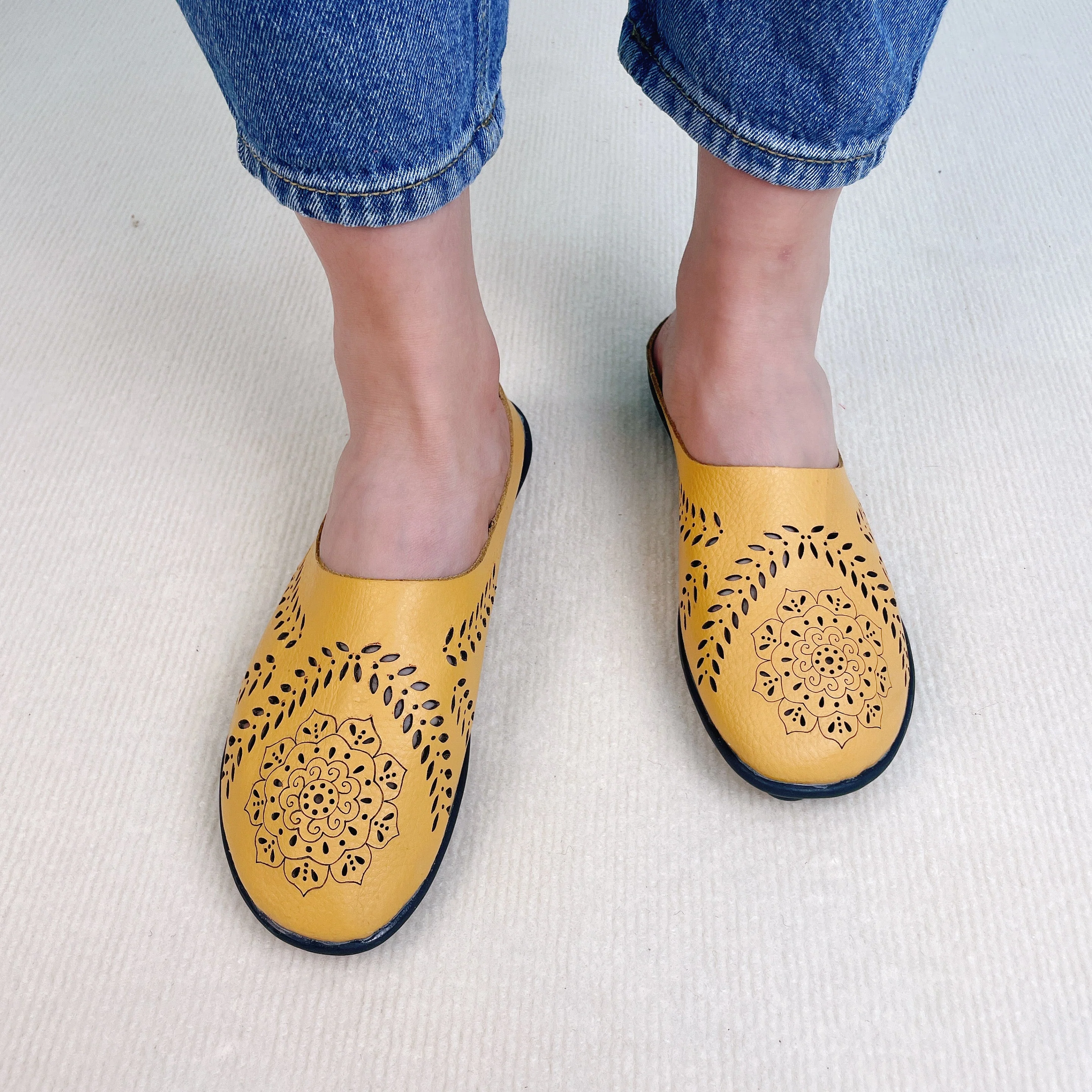 đ„49% OFF - Casual All-match Hollow Slippers - Image 13
